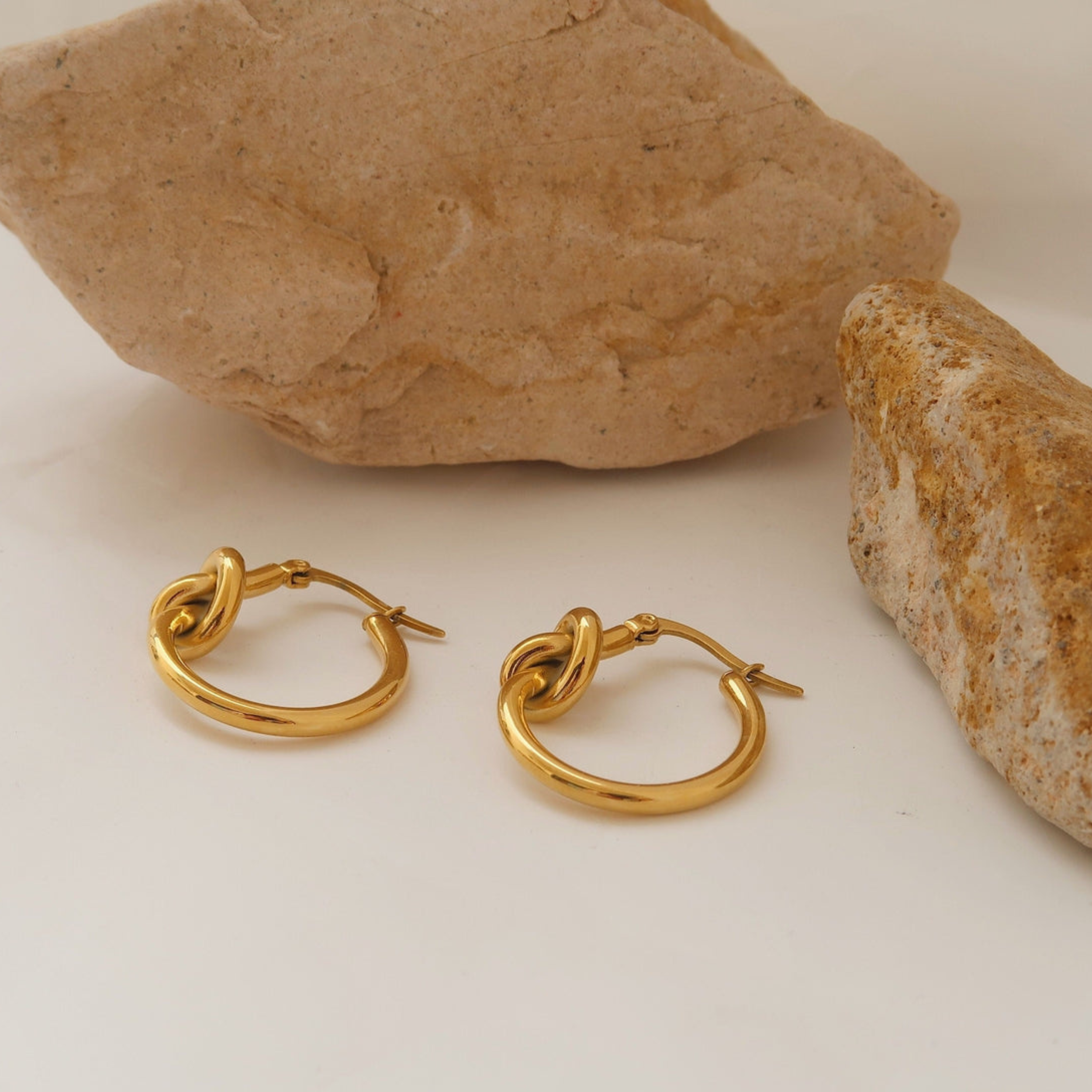 Knotted hoop earrings - 18K Gold Plated